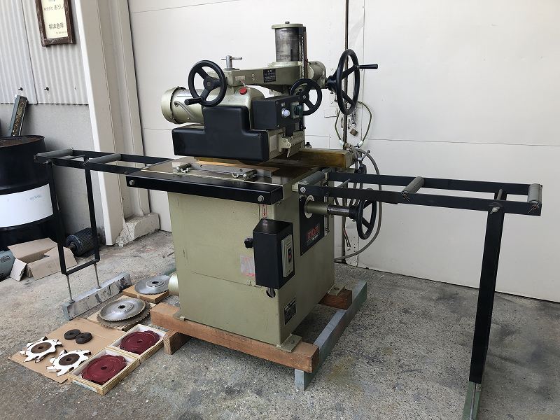 【RYOBI】　溝突丸鋸盤　MB-3550　3.7KW　（現状渡し）